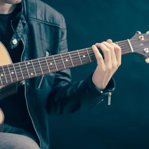 Atelier guitare à l'église l'Eau Vive de Fourchambault : Worship music